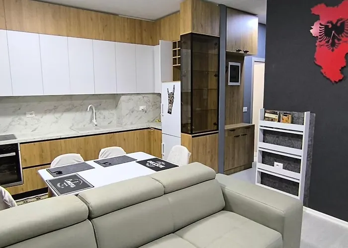 Deas In Appartement Tirana